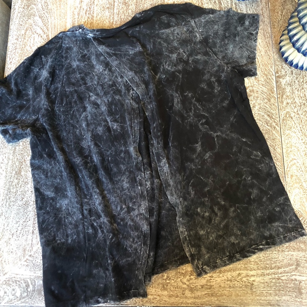 Eleven Paris Acid Wash Snake Top - Picture 6 of 7